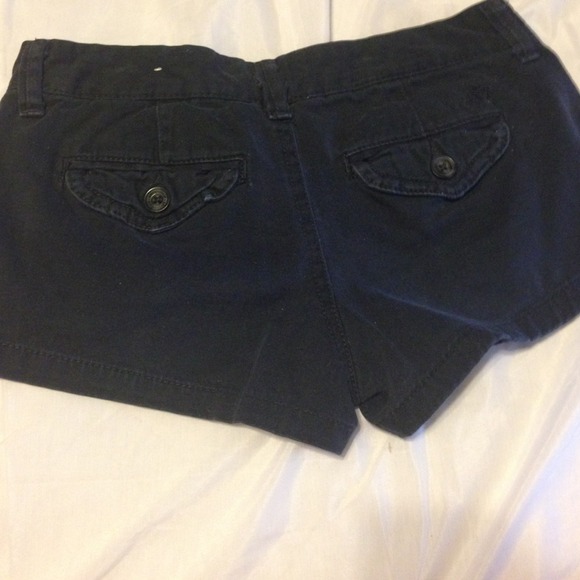 Aeropostale dark blue khaki shorts. - Picture 2 of 4