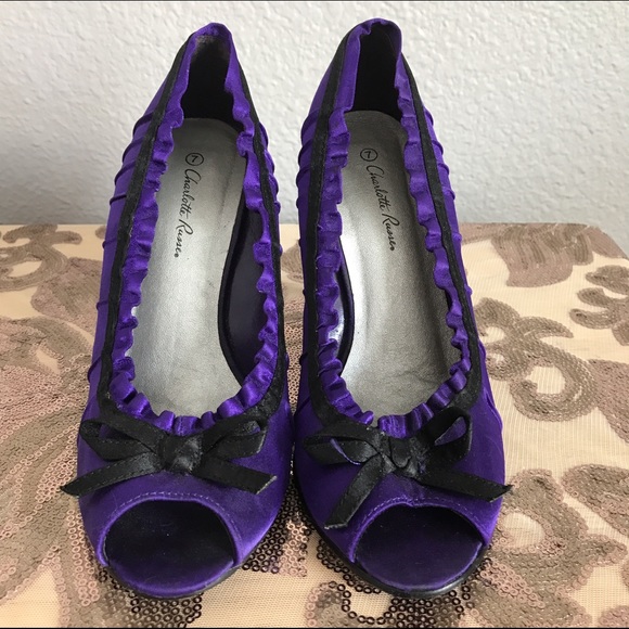 ❤SOLD❤ 💜💜Spicy Purple Heels 💜💜 - Picture 2 of 3