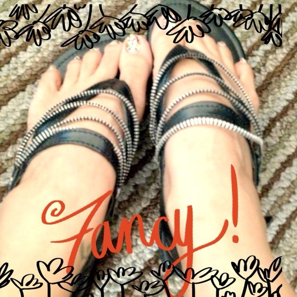 ☀Black Sandals 50% off