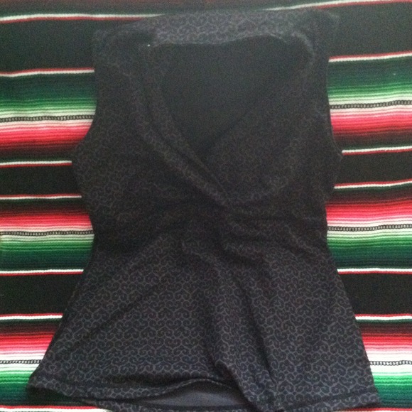 SOLD Lululemon Whisper Chateau tank top sz 8
