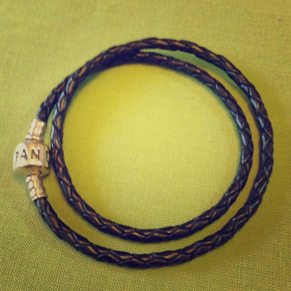 Authentic Pandora Double Black Leather Bracelet❤