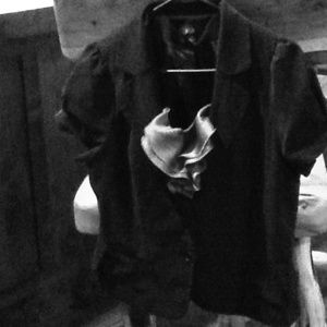 2 button black  jacket