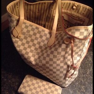 Large White and Grey Handbag with Wallet