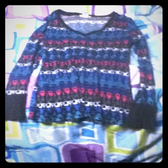 Patterned long sleeve shirt!!