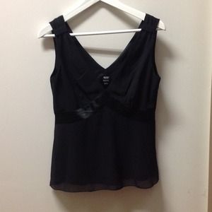 Black casual top