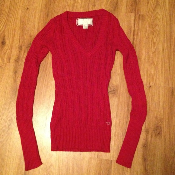 Red American Eagle sweater