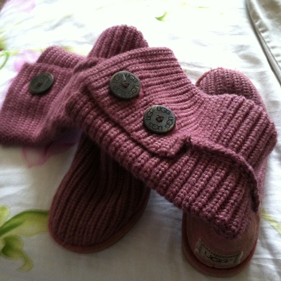 Ugg boots pink NO TRADES