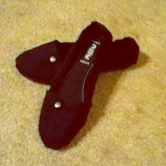 Black, textured, size 8 flats - Picture 1 of 3