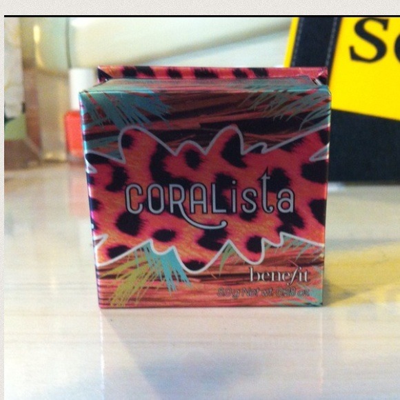 BRAND NEW Benefit Coralista 💕 - Picture 1 of 1