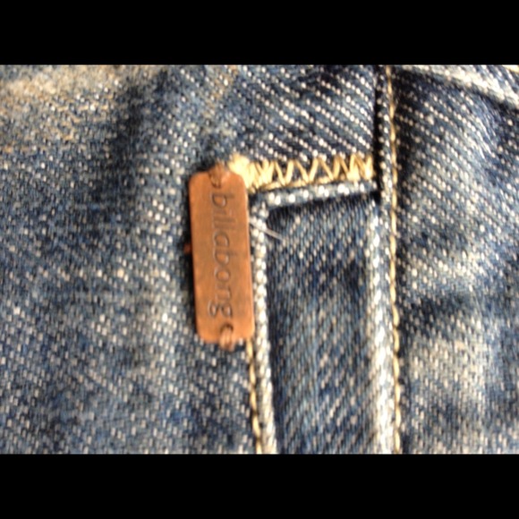 Billabong jean skirt