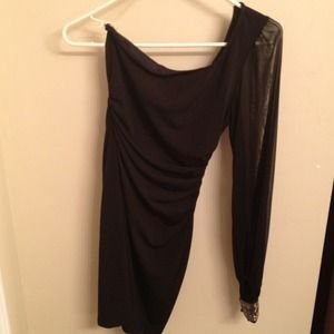 One sleeve body con dress with beaded cuff