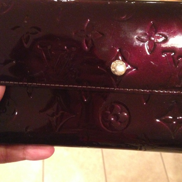 Good condition. Inside usage but outside amazing. - Picture 2 of 4