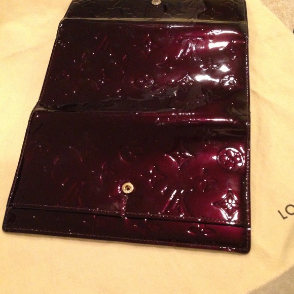 Good condition. Inside usage but outside amazing. - Picture 3 of 4