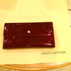 Good condition. Inside usage but outside amazing.