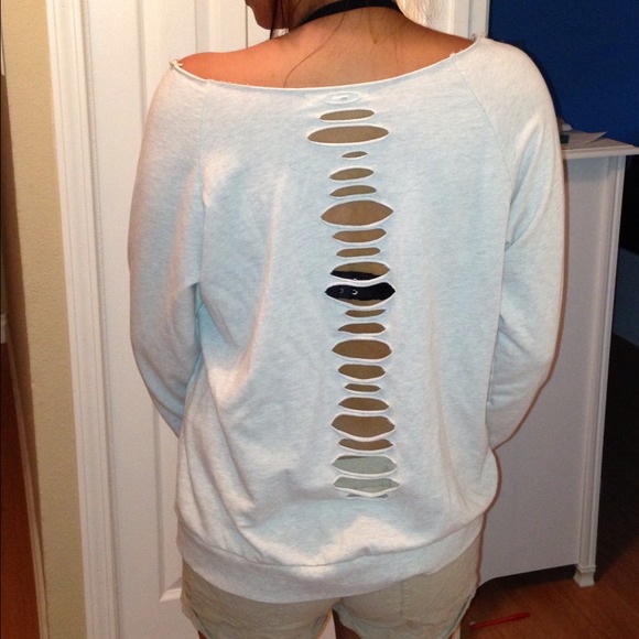 🚫SOLD🚫Oversize gray swearer - Picture 2 of 2