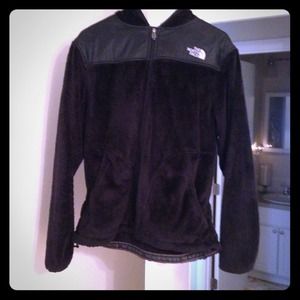 Black North Face Oso Jacket