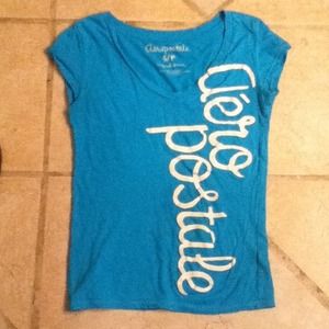 Aeropostale v neck tee