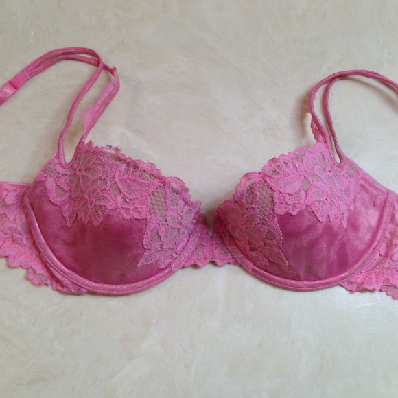 Victoria's Secret plunge uplift Demi bra