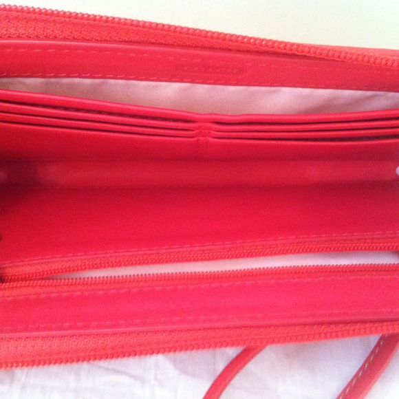 **SOLD!!**Coach Signature Wallet, Hot Pink - Picture 3 of 3