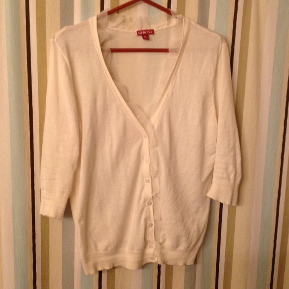 Cream cardi *SOLD*