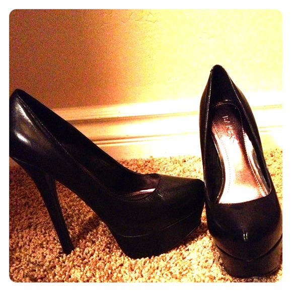 Bakers Shoes 6 Pumps Poshmark