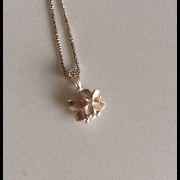 Flower necklace