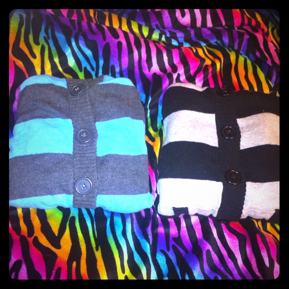 •HOLD• Sweater Bundle!