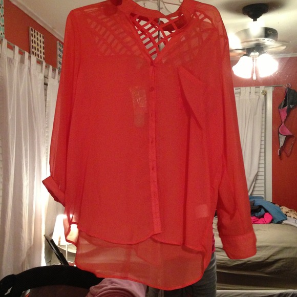 Bundle! Chiffon shirt and black bracelet