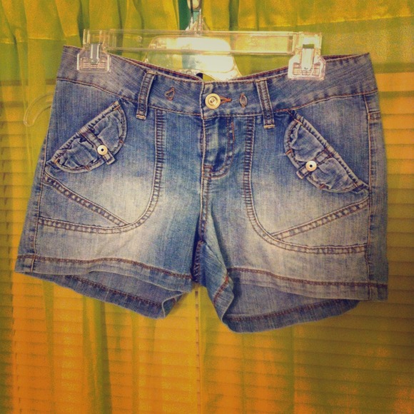 Jean shorts!