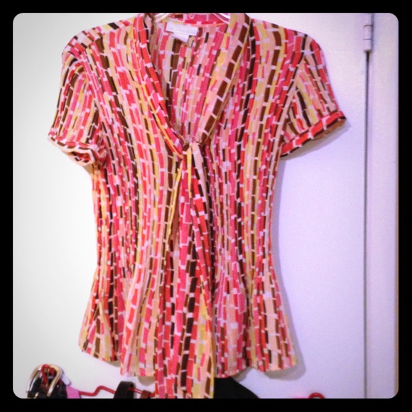 TOP. Style it in many ways!