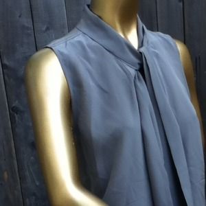 Classiques Entier Silk sleeveless blouseBUNDLE