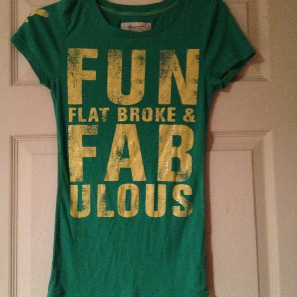 3 green tops - Picture 3 of 4