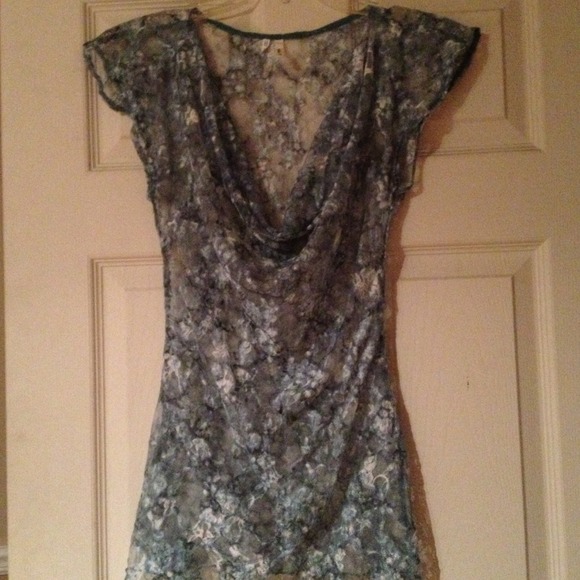 Maurices Turquoise and white lace top - Picture 1 of 3