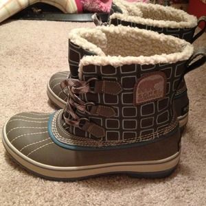 Never worn Sorel Snow-boots