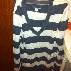 Old navy striped sweater