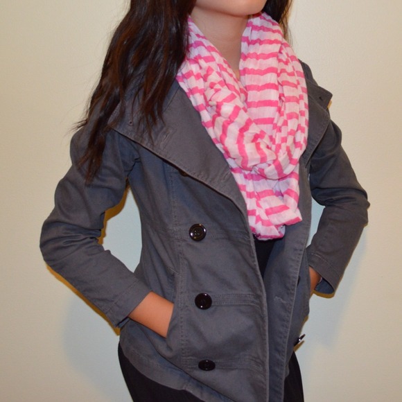 H&M Outerwear - (Reduced for @chrissy0583) Trench Style Jacket