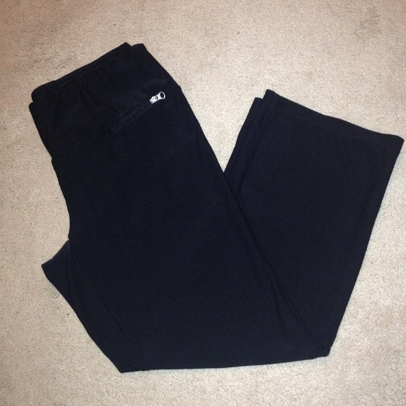 SOLD 🔴Aerie FIT crop workout pants