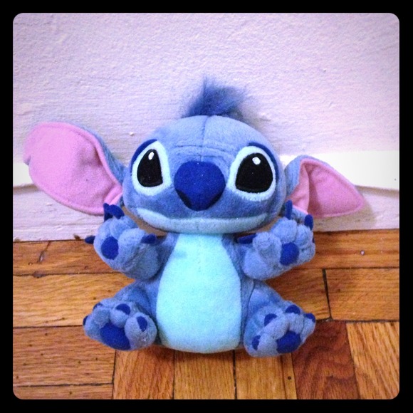 📍SOLD📍STITCH STUFF TOY