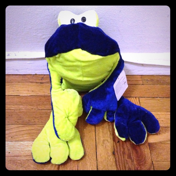 FROG STUFF TOY