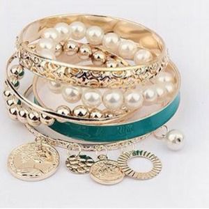 Bracelet Bangle