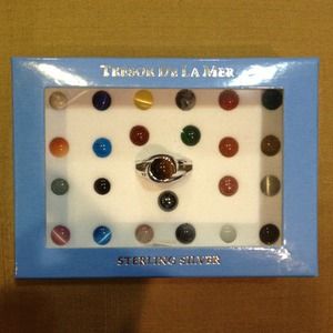 ✨REDUCED✨ Ring with interchangeable stones