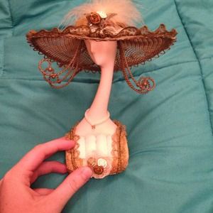 Jewelry holder& peace necklaces