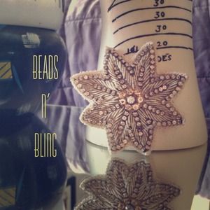 Beads and Rhinestones Flower/Star Hair Clip