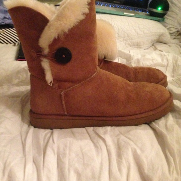 UGG Shoes - Ugh boots