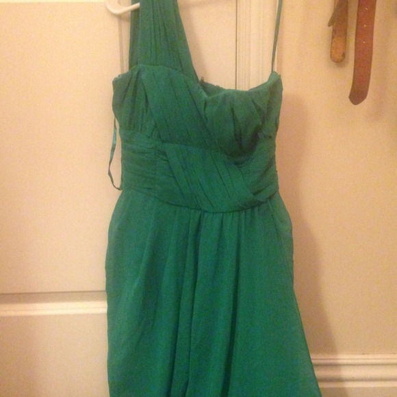 Adorable green chiffon dress