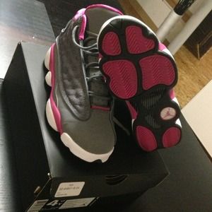 Cool Grey & Fusion Pink 13s 4.5y