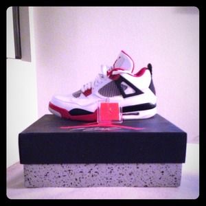 💢Reduced💢Michael Jordan Retro 4