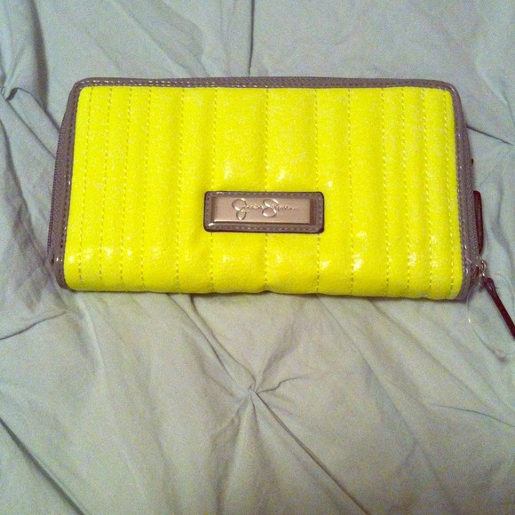 **SOLD** Authentic Jessica Simpson wallet