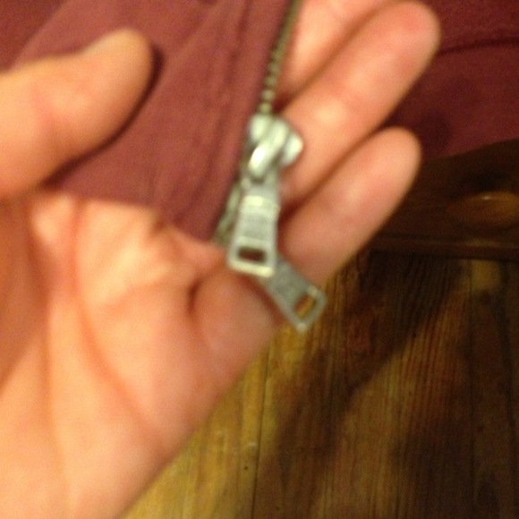 Maroon Hollister jacket. - Picture 4 of 4