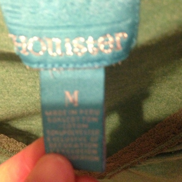 Green Hollister long sleeve deep v neck top. - Picture 2 of 4